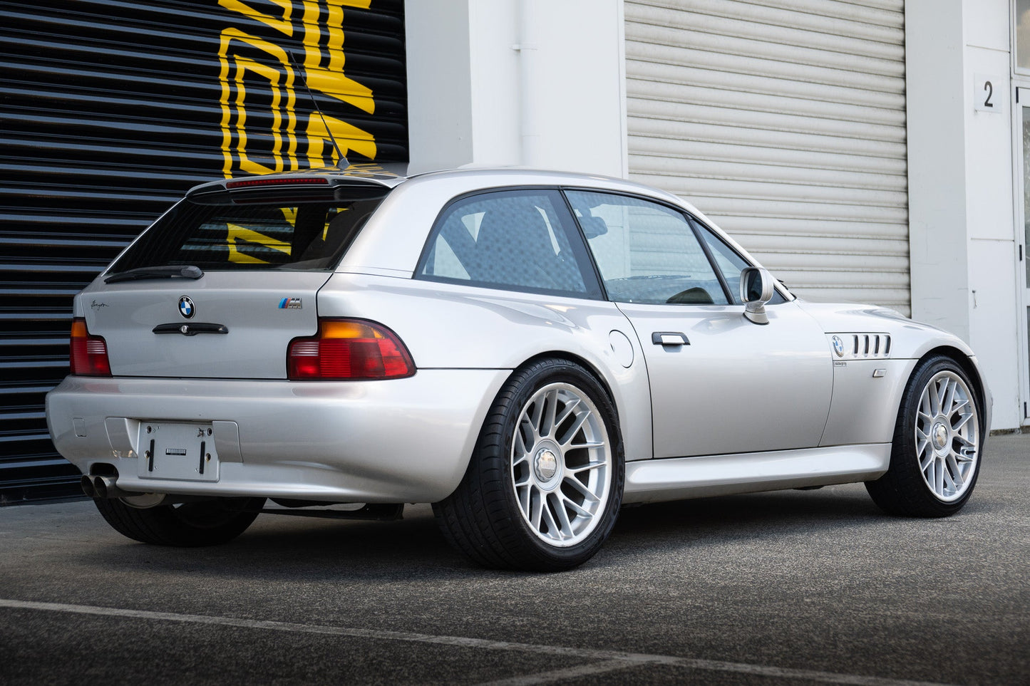 BMW Z3 Coupe ( Silver ) - WBACK51020LC99217