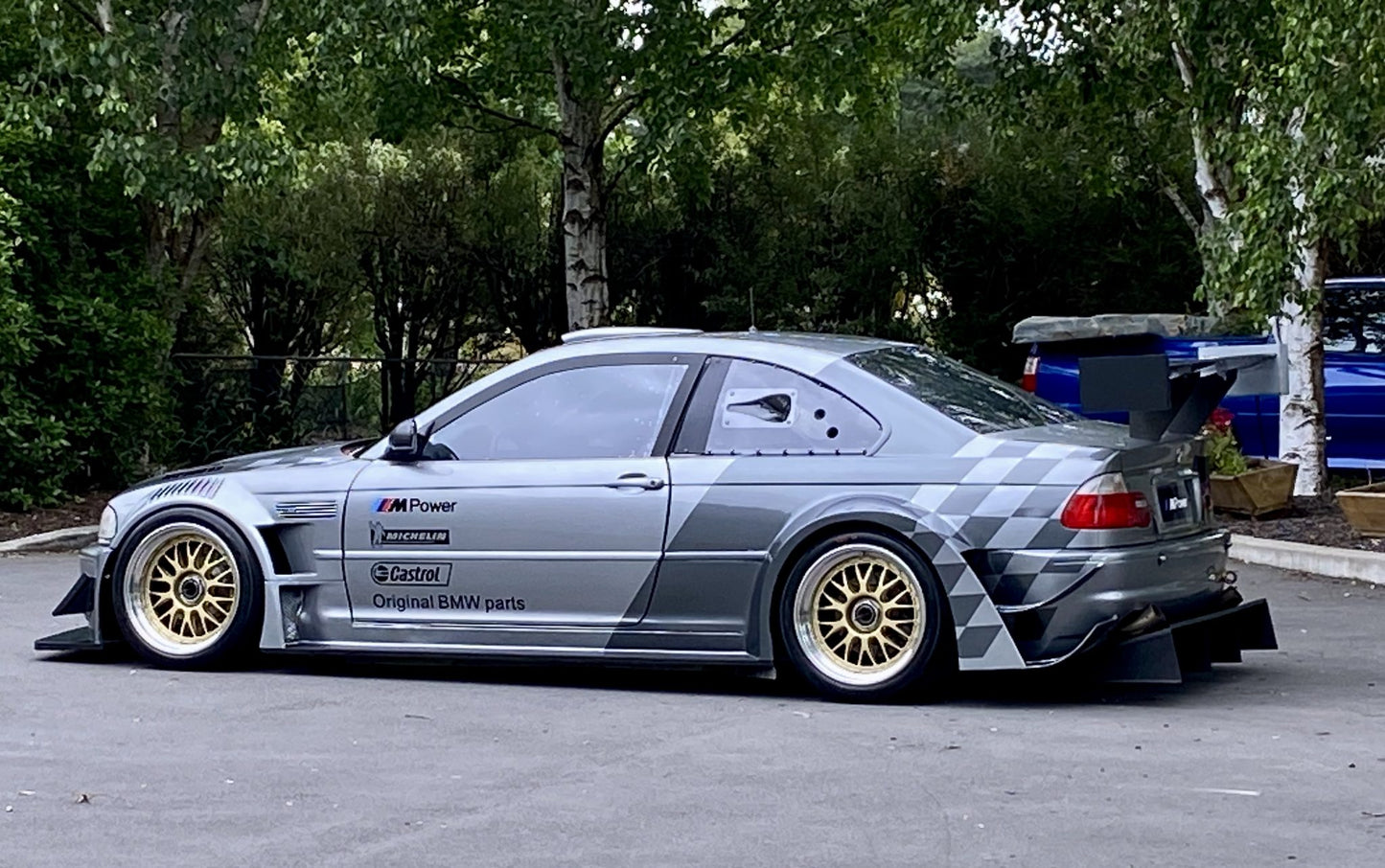 BMW M3 CSL E46