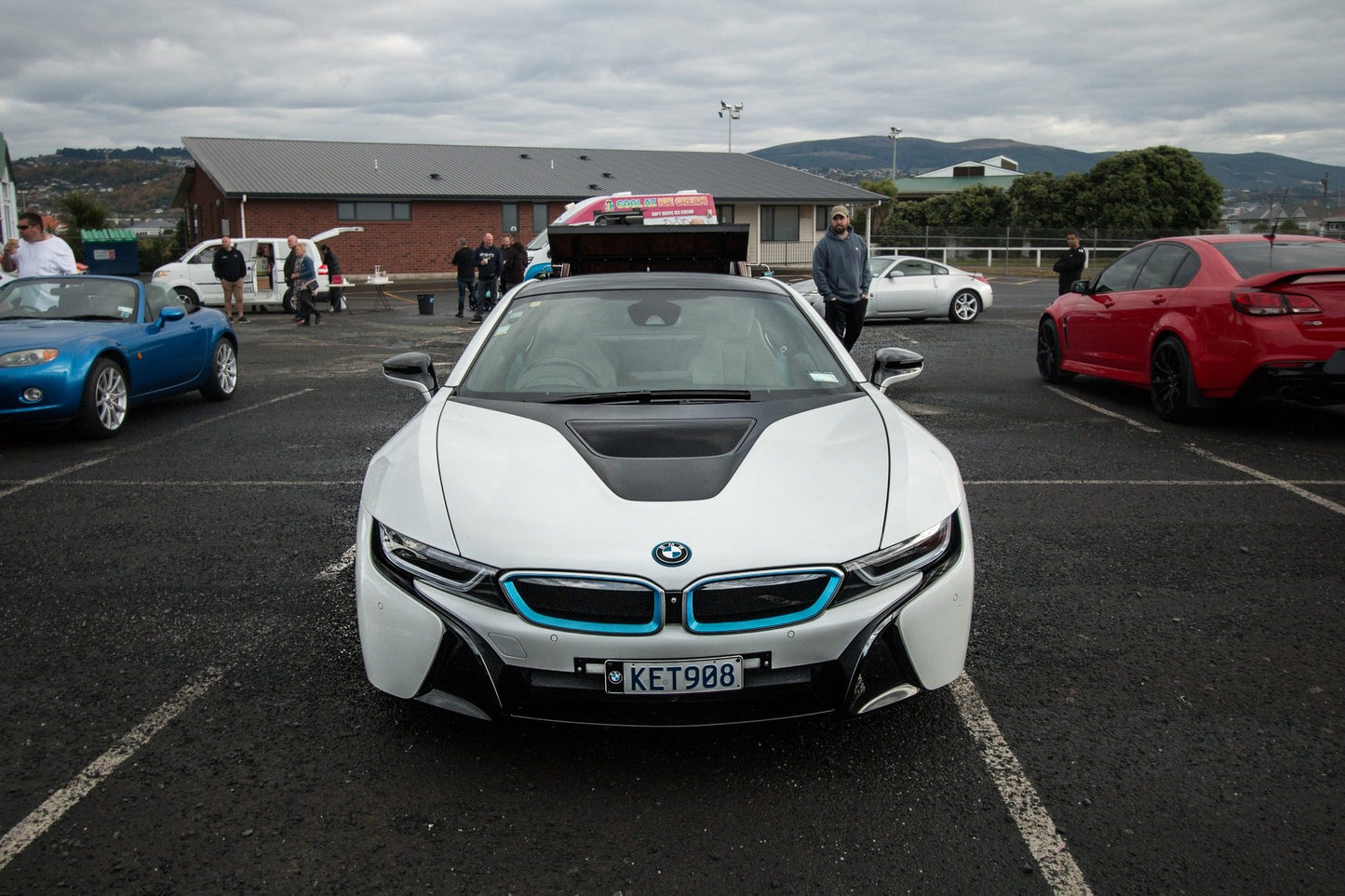 2015 BMW i8