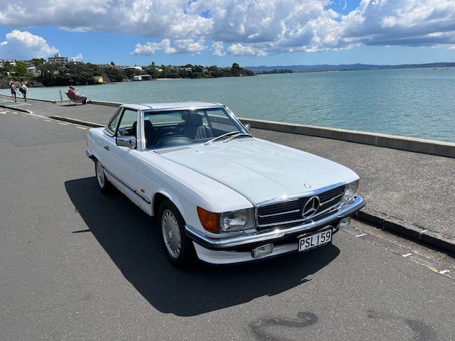 1988 Mercedes-Benz 300 SL Cabriolet