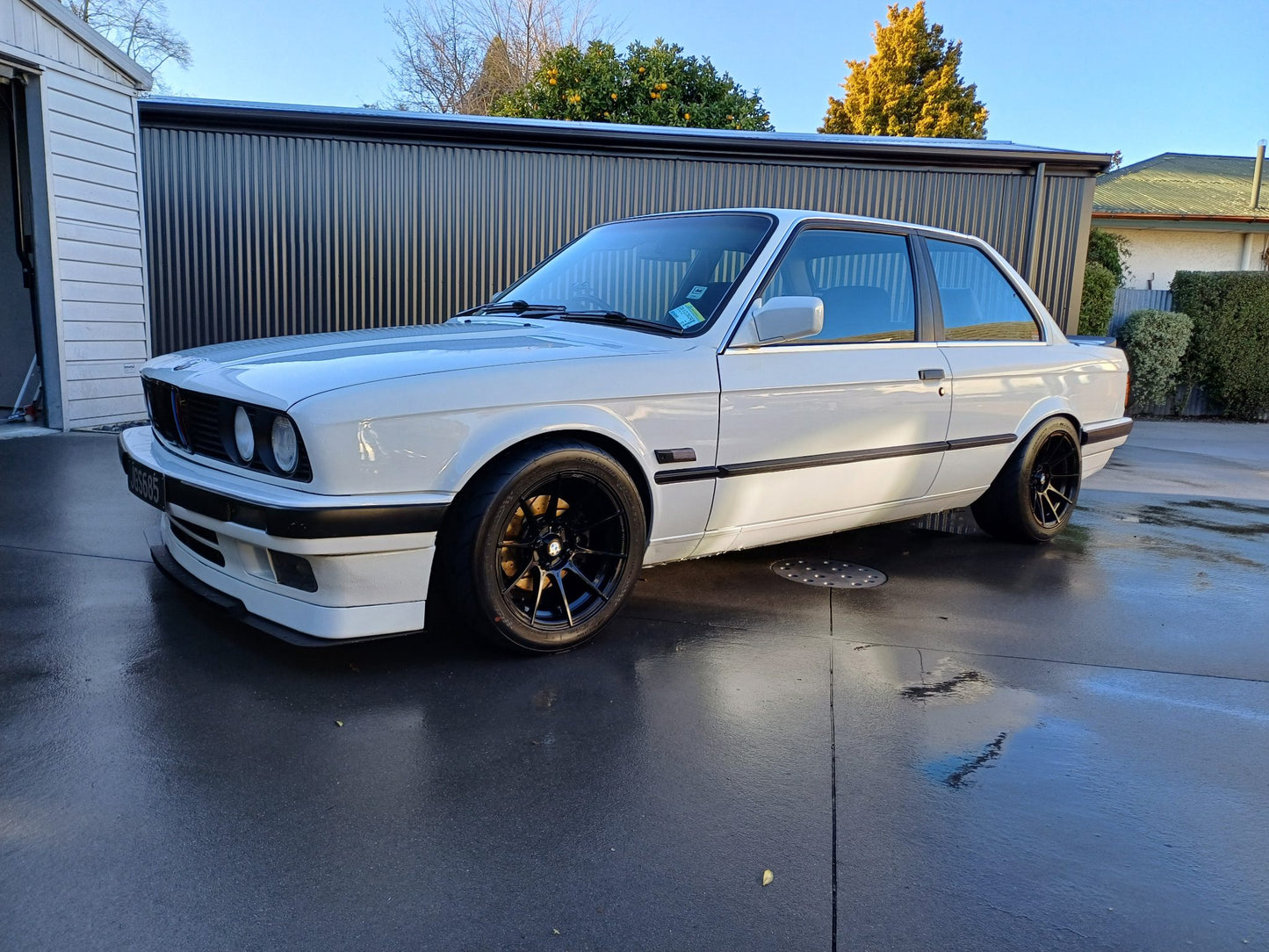 1990 BMW E30 330i
