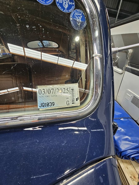 1939 Ford Deluxe Sloper