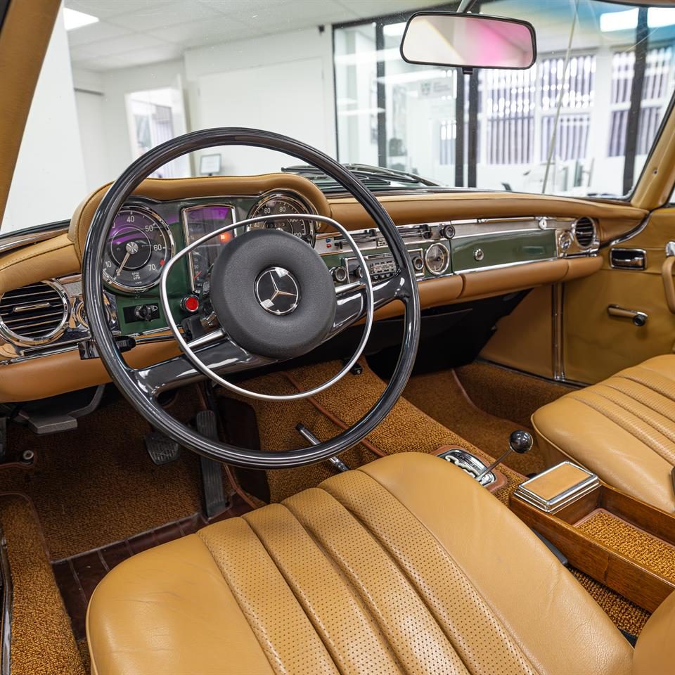 1969 Mercedes-Benz 280 SL