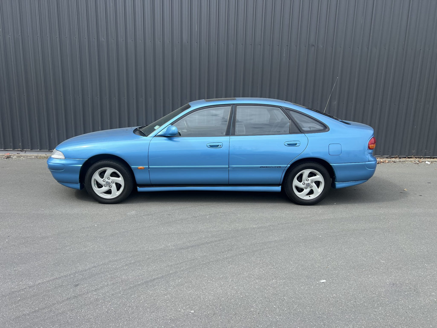 1995 Ford Telstar TX5 XRi