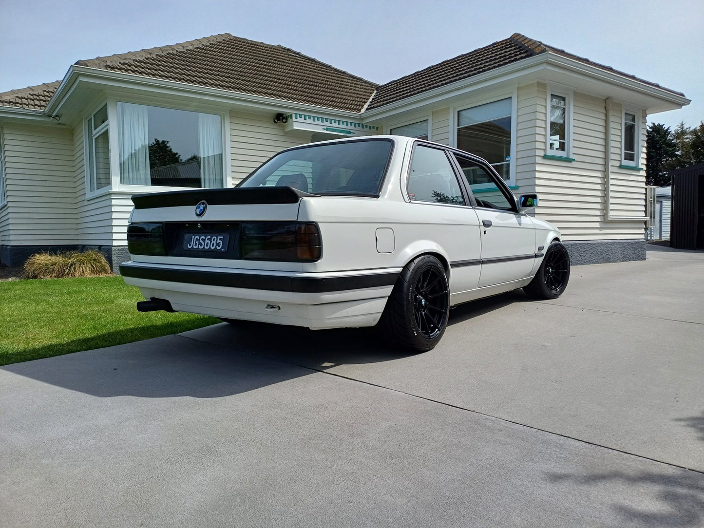 1990 BMW E30 330i