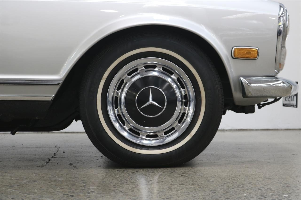 1969 Mercedes-Benz 280 SL