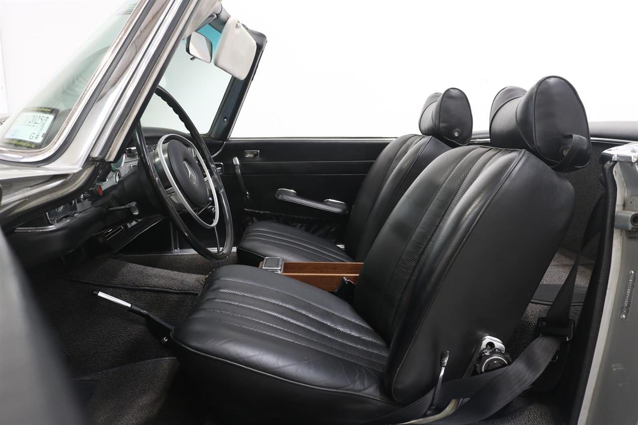 1969 Mercedes-Benz 280 SL
