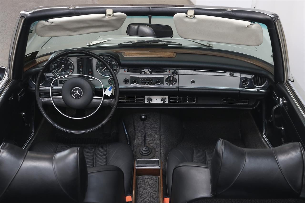 1969 Mercedes-Benz 280 SL