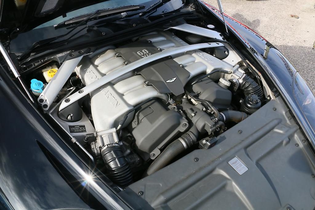 2009 Aston Martin DB9 Volante 6.0