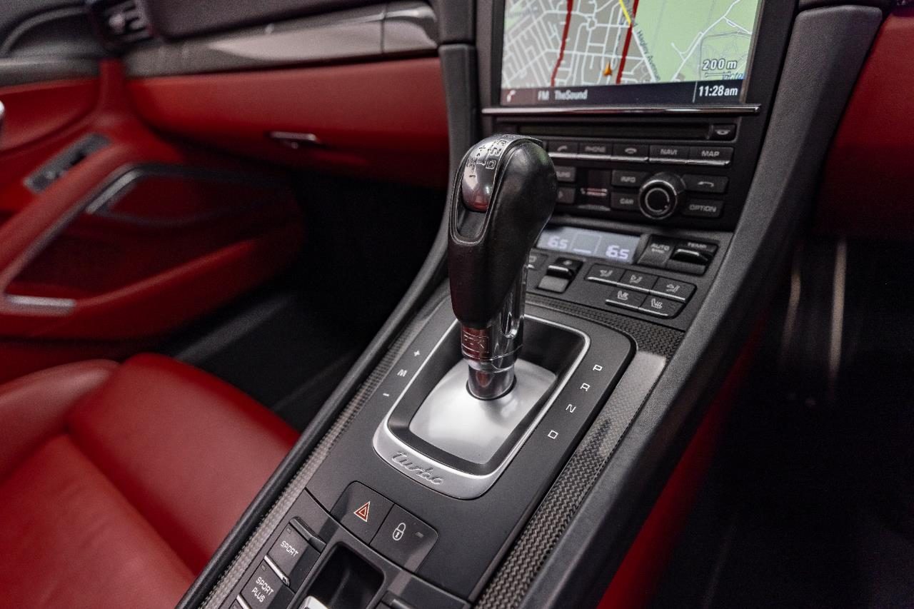 2015 Porsche 911 TURBO S 3.8P/4WD/7AT/