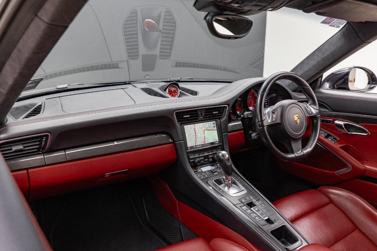 2015 Porsche 911 TURBO S 3.8P/4WD/7AT/