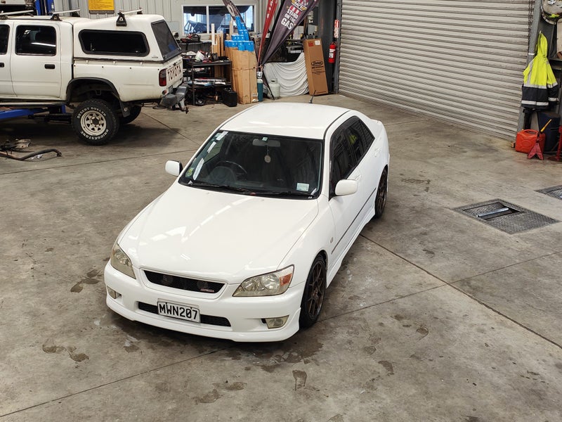 1999 Toyota Altezza - White