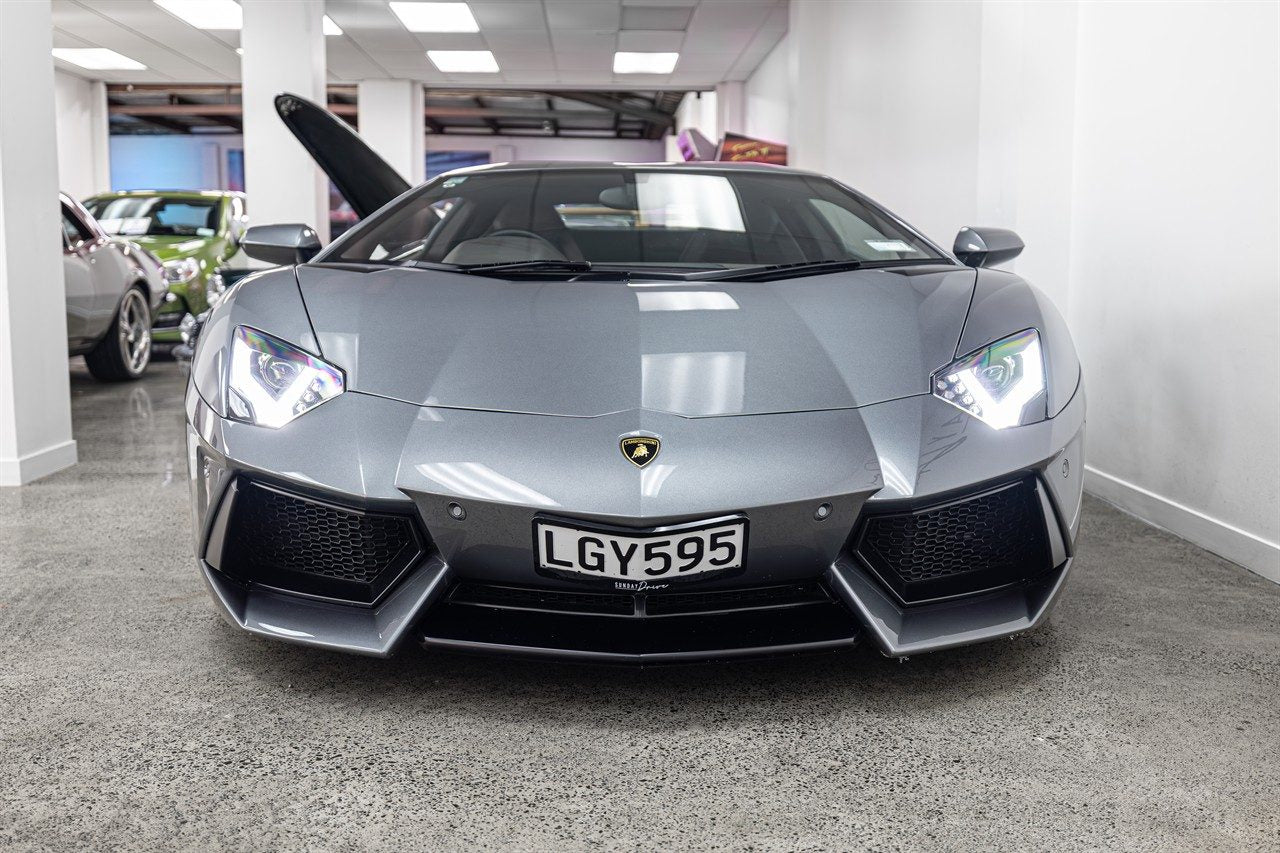 2012 Lamborghini Aventador LP700-4