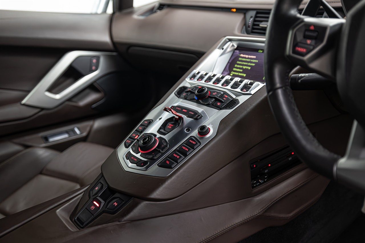 2012 Lamborghini Aventador LP700-4