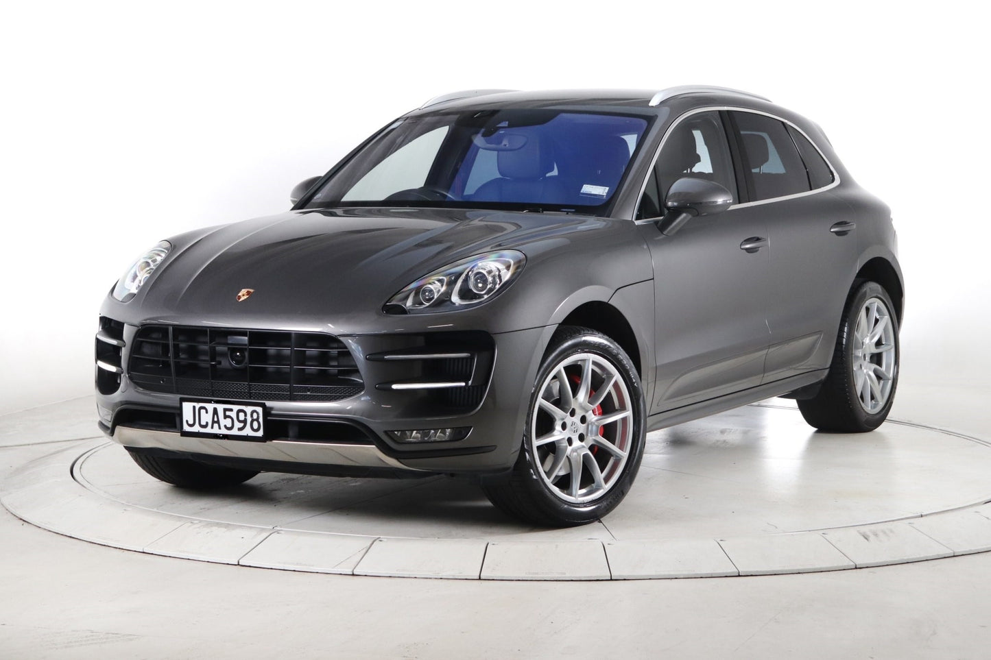 2015 Porsche Macan Turbo 4WD