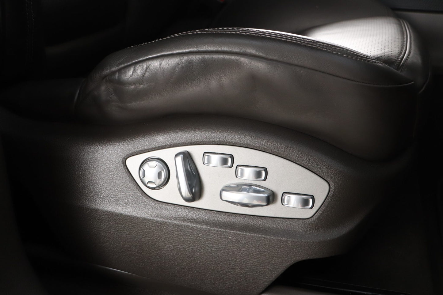 2015 Porsche Macan Turbo 4WD