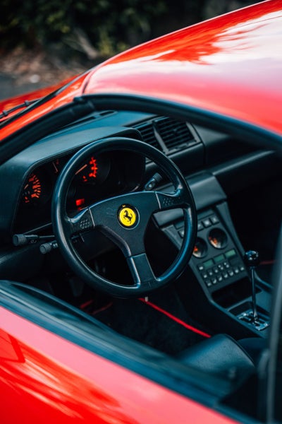 1992 Ferrari 348 - Manual