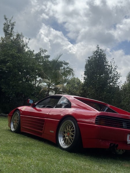 1992 Ferrari 348 - Manual