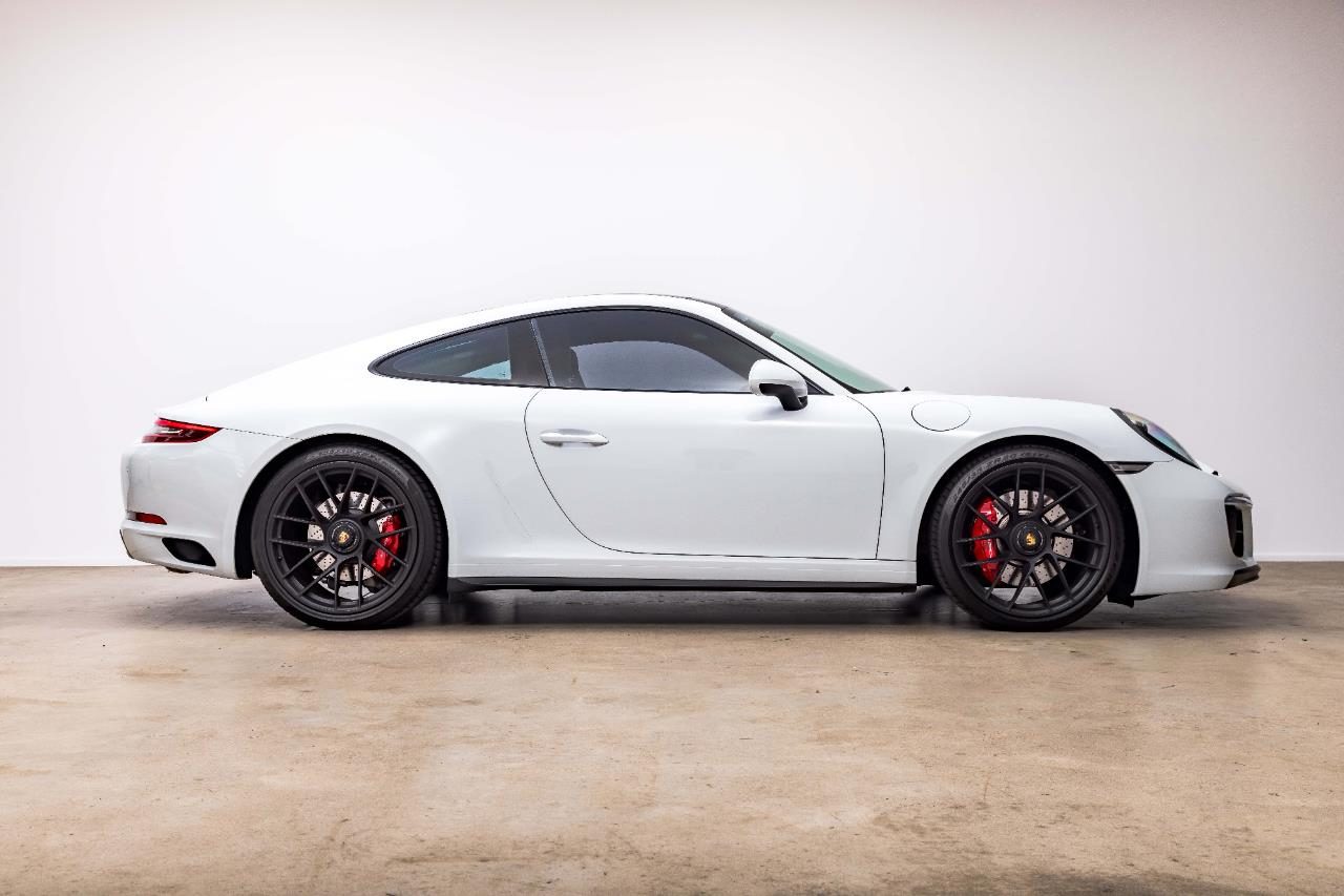 2018 Porsche 911 Carrera GTS COUPE 3.0P/7AM