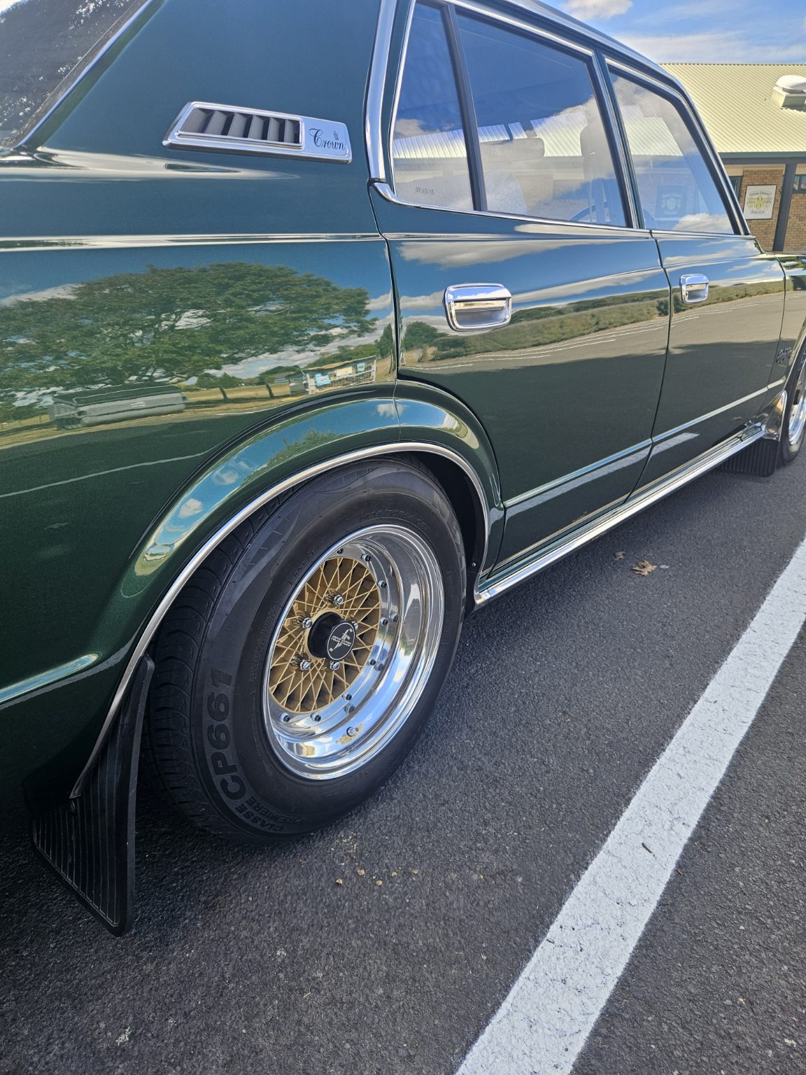1978 Toyota Crown Royal saloon