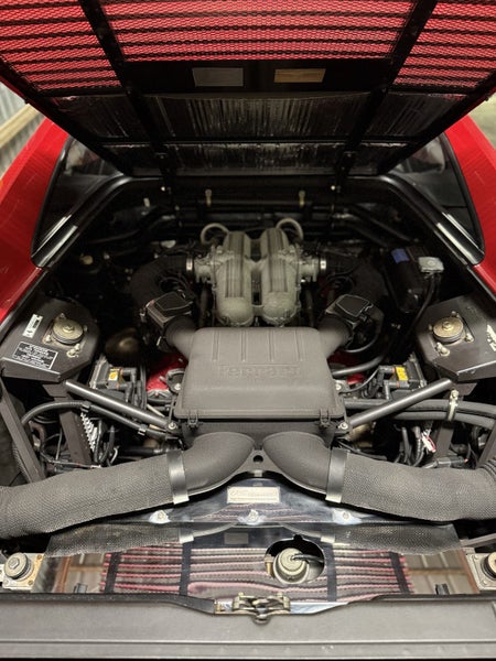 1992 Ferrari 348 - Manual