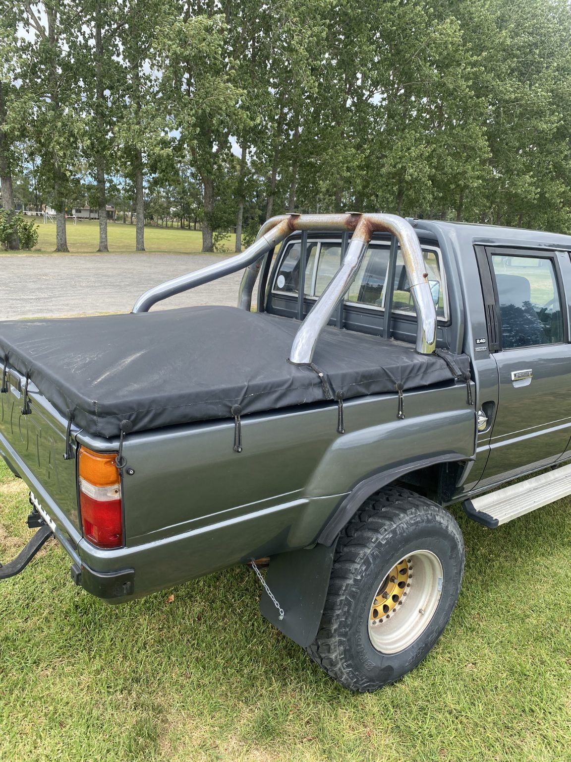 1988 Toyota Hilux 2.4 Diesel