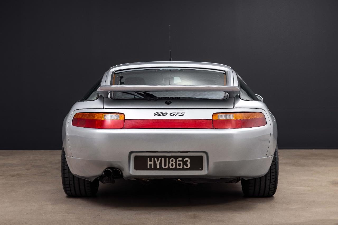 1992 Porsche 928 GTS