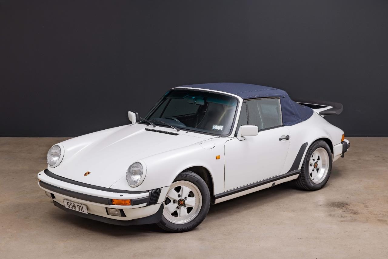 1989 Porsche 911 Carrera 3.2 Cabriolet