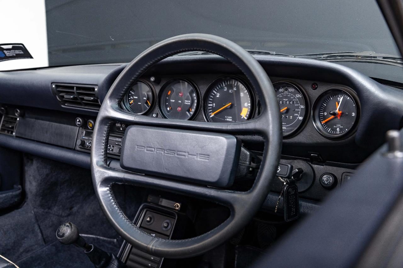 1989 Porsche 911 Carrera 3.2 Cabriolet