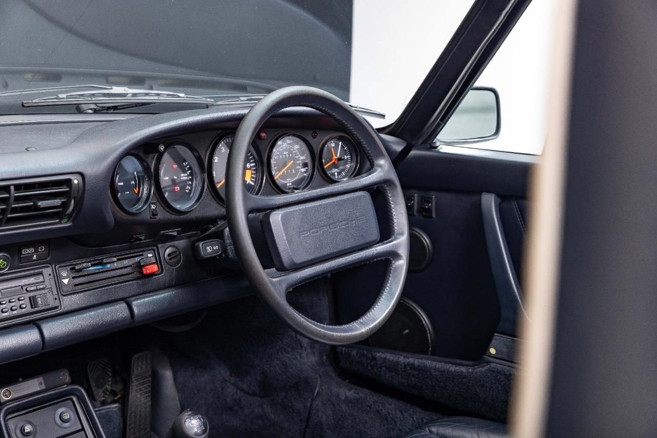 1989 Porsche 911 Carrera 3.2 Cabriolet