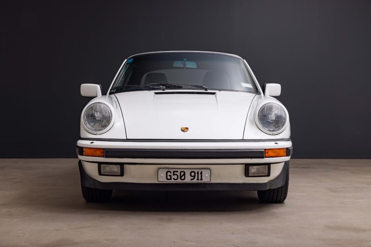 1989 Porsche 911 Carrera 3.2 Cabriolet