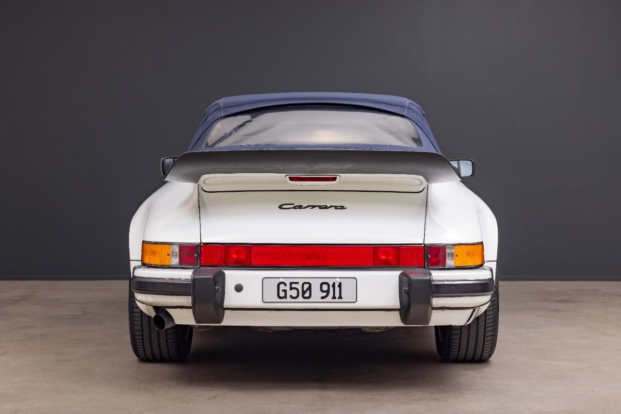 1989 Porsche 911 Carrera 3.2 Cabriolet