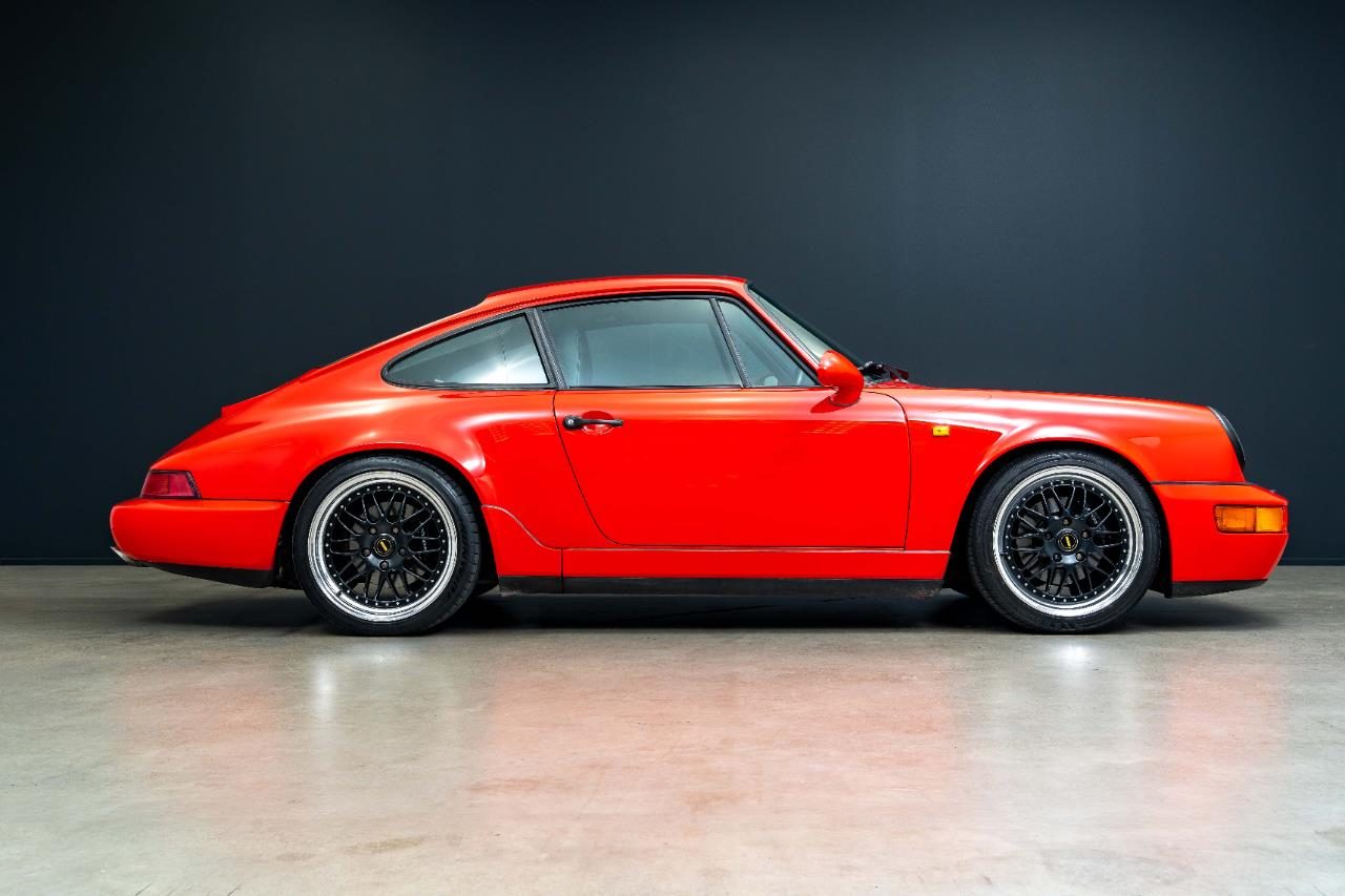 1990 Porsche 911 Carrera 4 Coupe 3.6 (964)