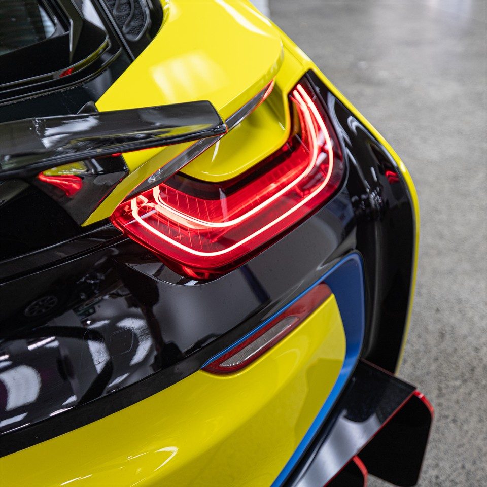 2016 BMW i8 M-SPORT COUPE