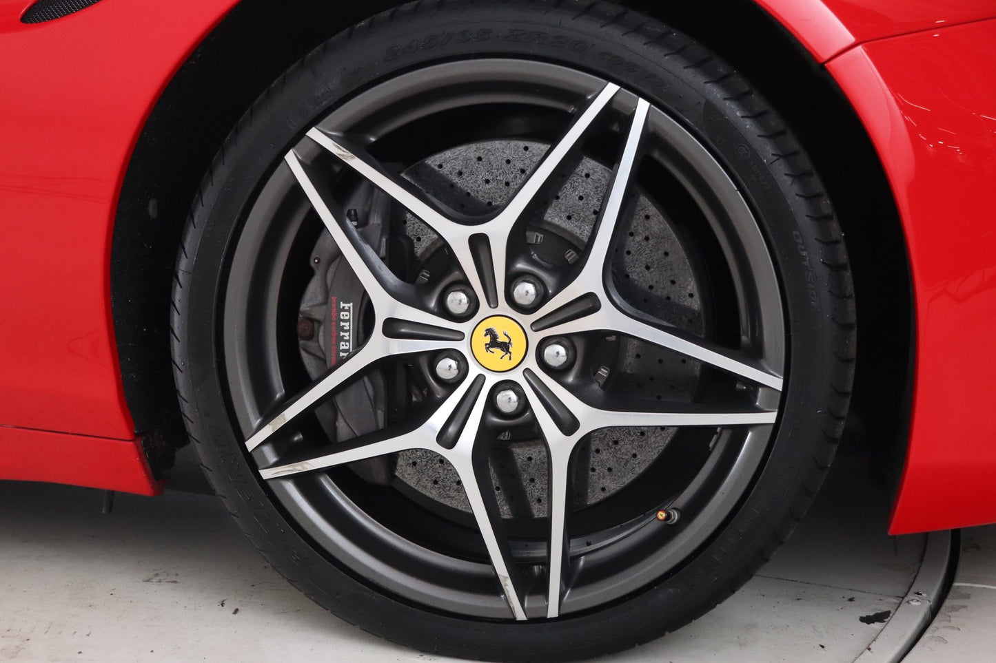 2016 Ferrari California T