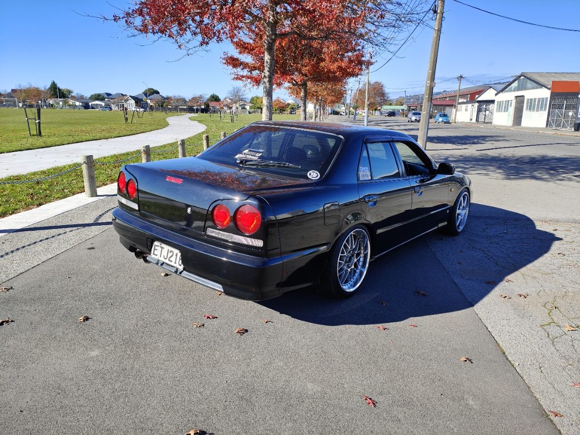 1999 Nissan Skyline
