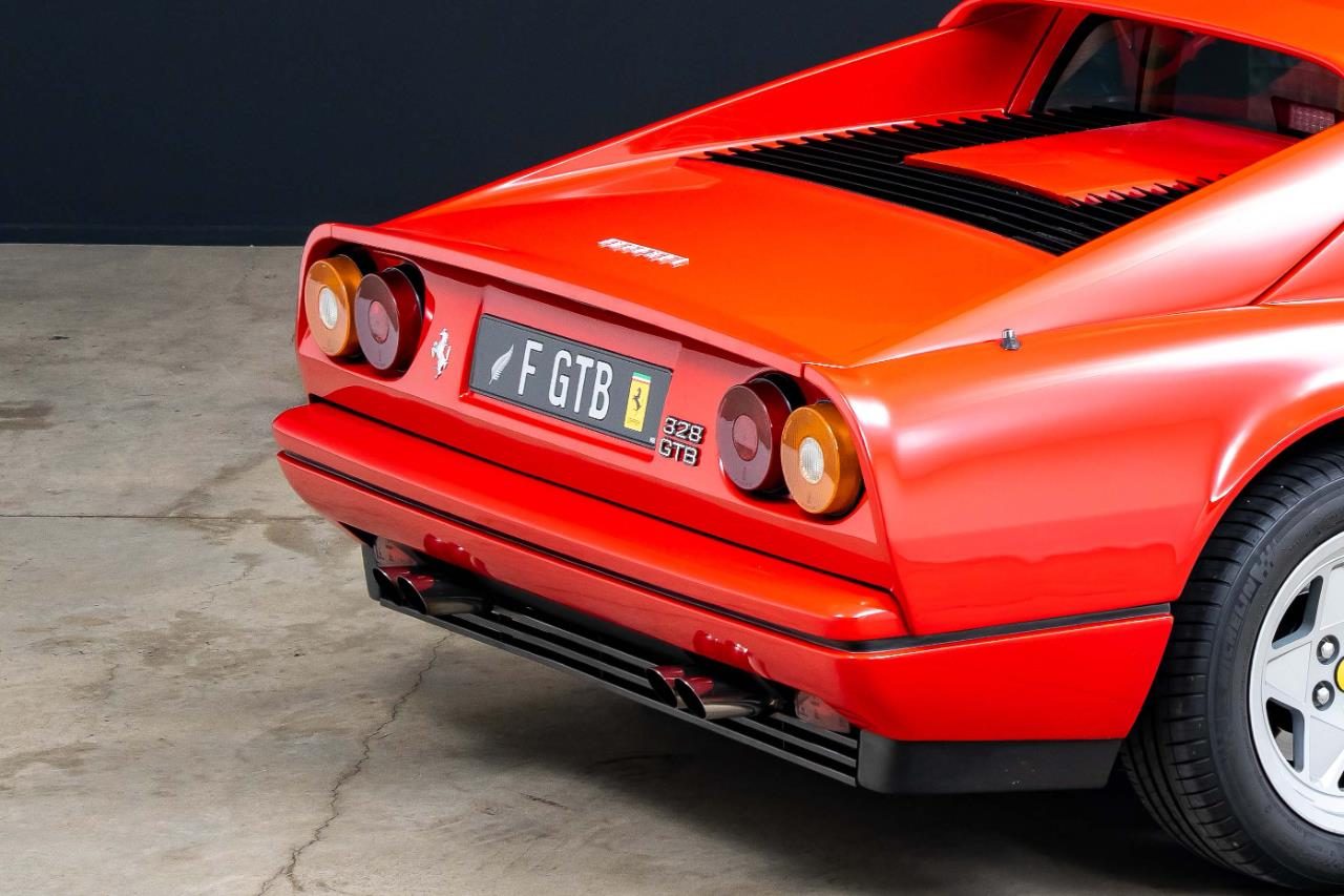 1987 Ferrari 328 GTB