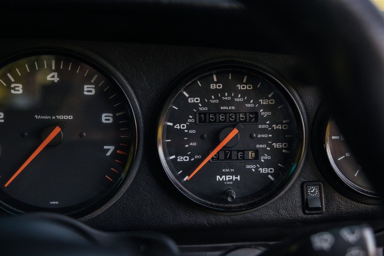 1994 Porsche 993 CARRERA COUPE