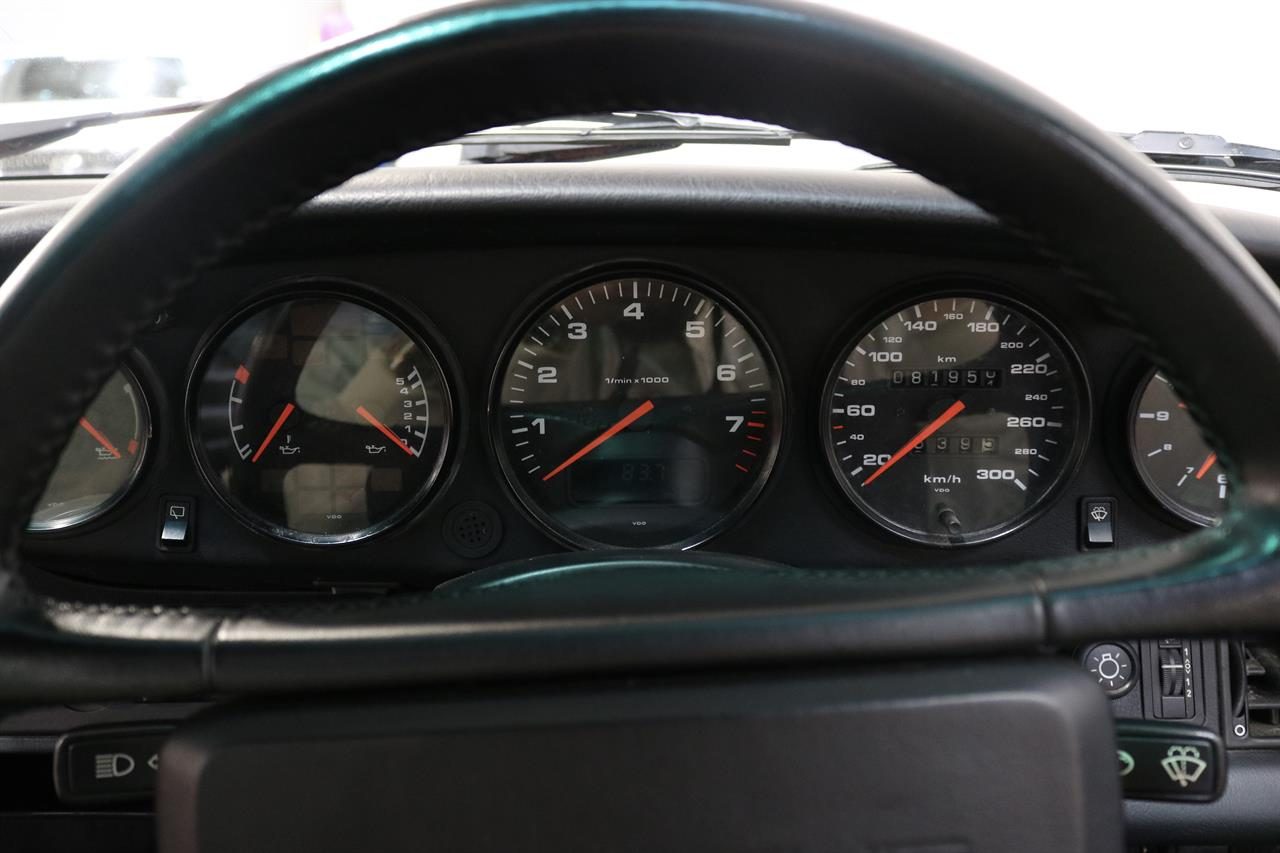 1991 Porsche 911 Carrera 2 Targa