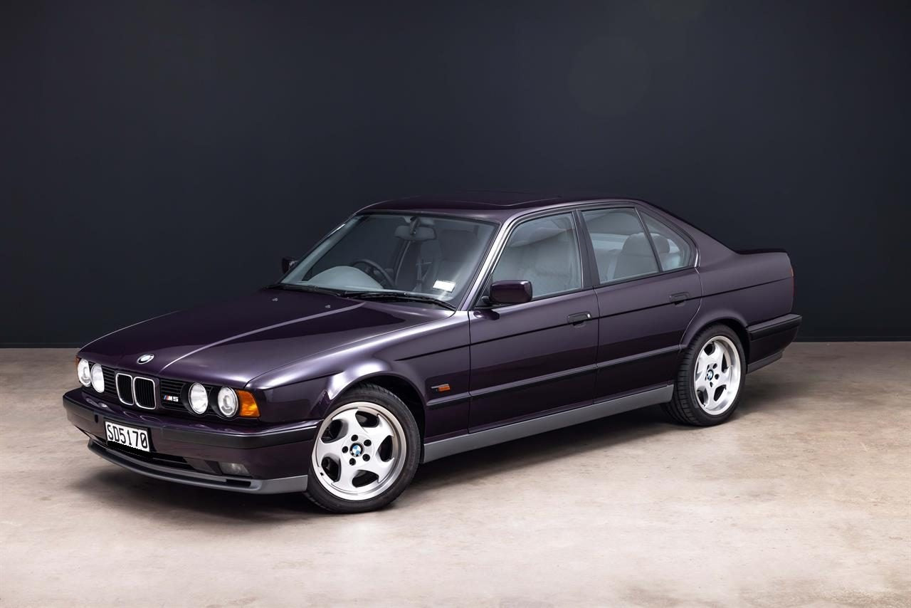 1992 BMW M5 SEDAN (E34)
