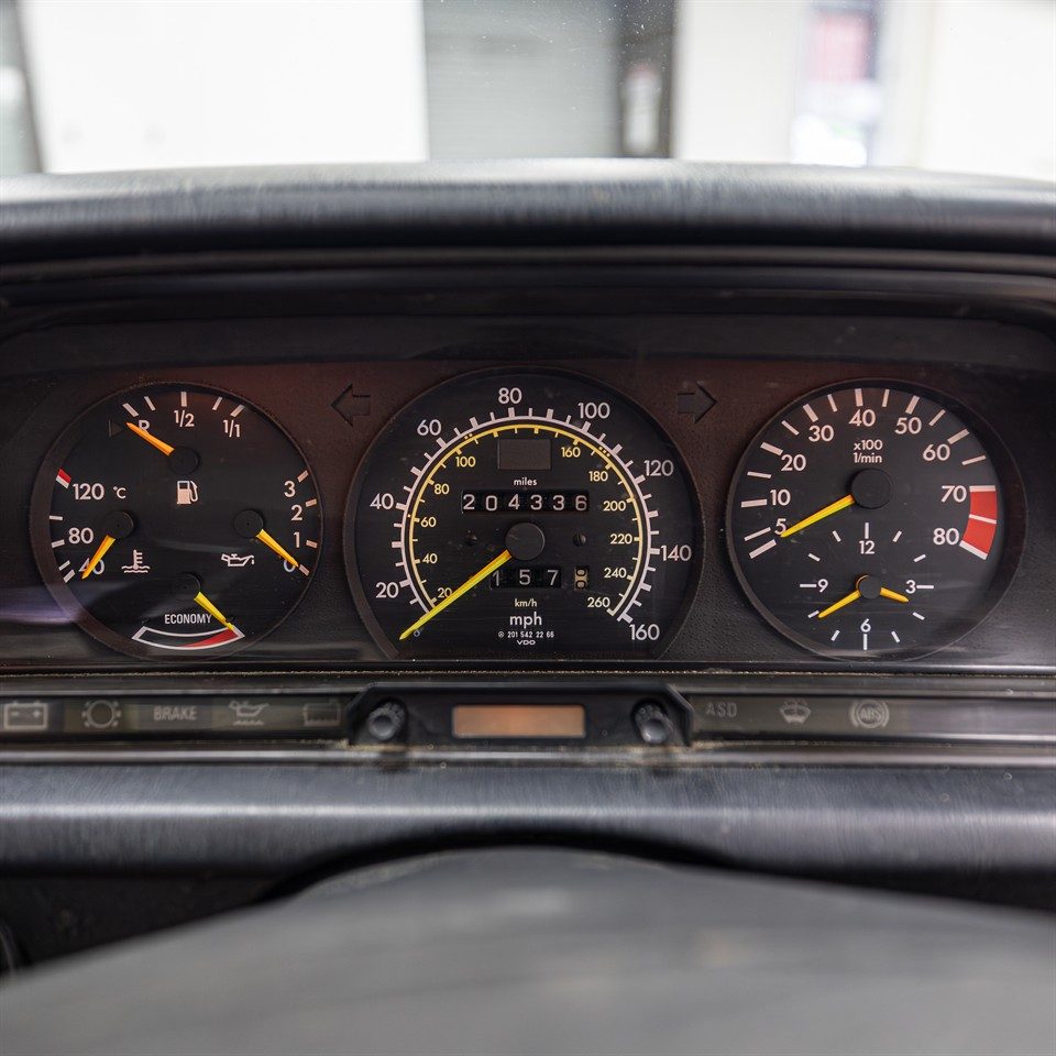 1989 Mercedes-Benz 190 E Cosworth 16-2.5L