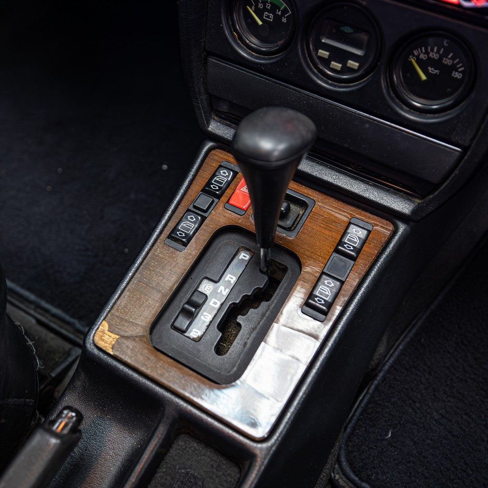 1989 Mercedes-Benz 190 E Cosworth 16-2.5L