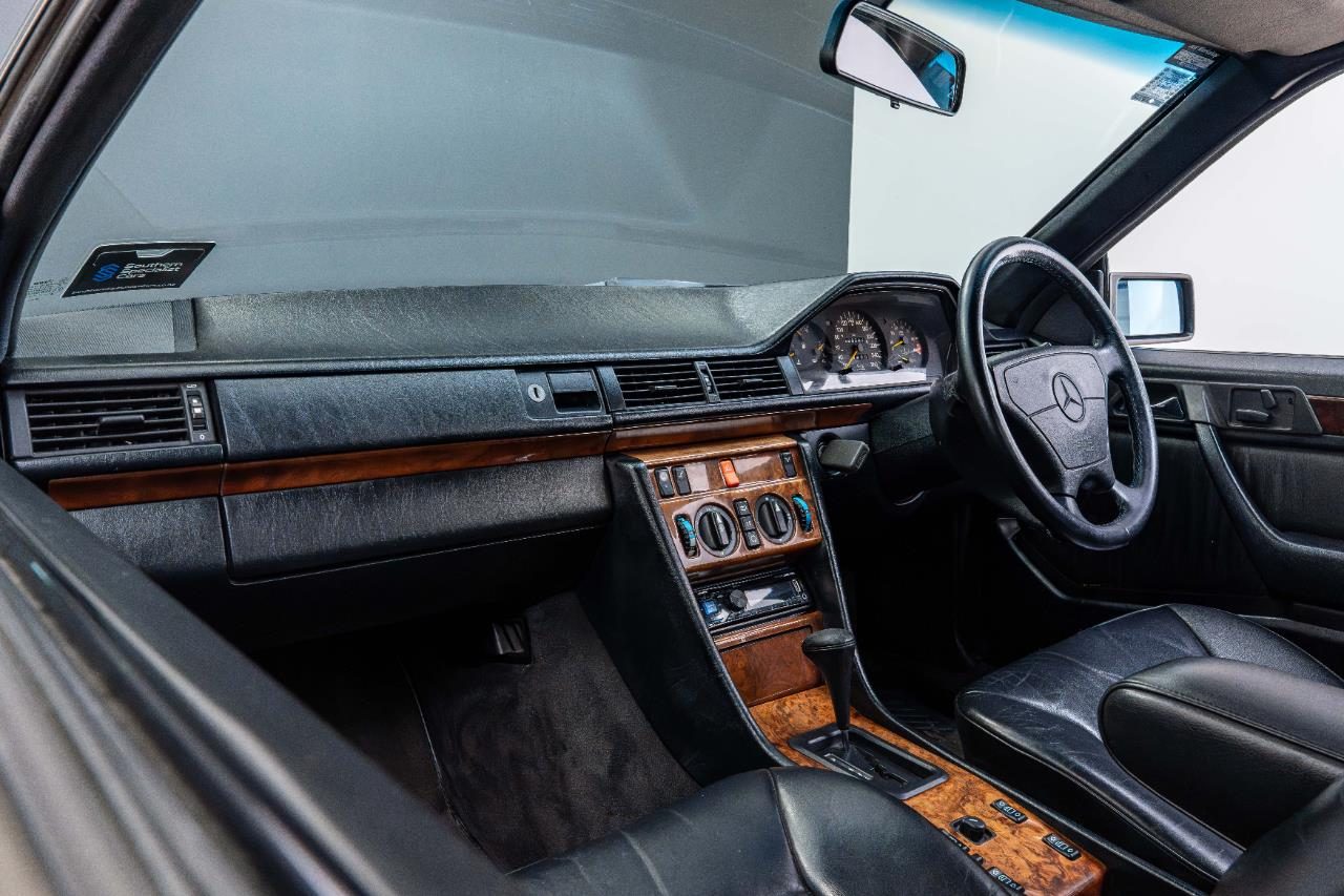 1993 Mercedes-Benz 320 CE SPORTS COUPE