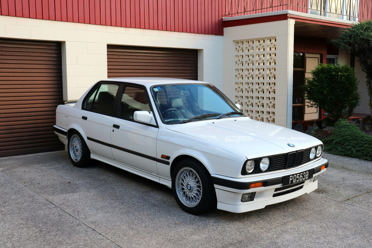 1990 BMW 325i 320i SE