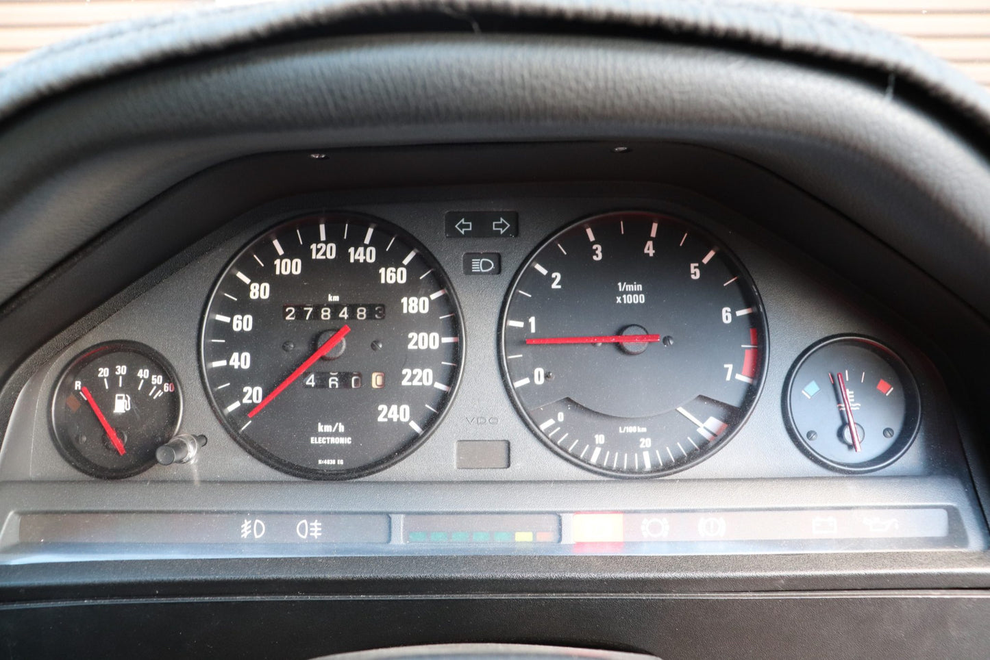 1990 BMW 325i 320i SE