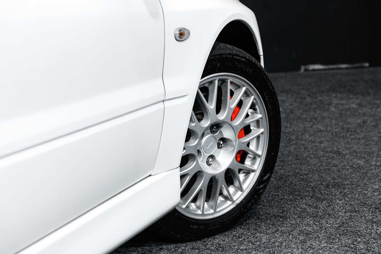 2001 Mitsubishi Lancer Evolution VII - LOW KM!