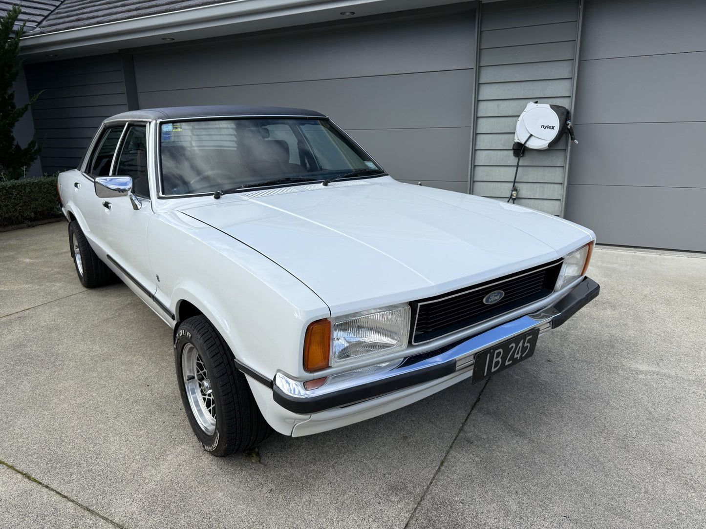 1977 Ford Cortina MK4, 2.0 Ghia