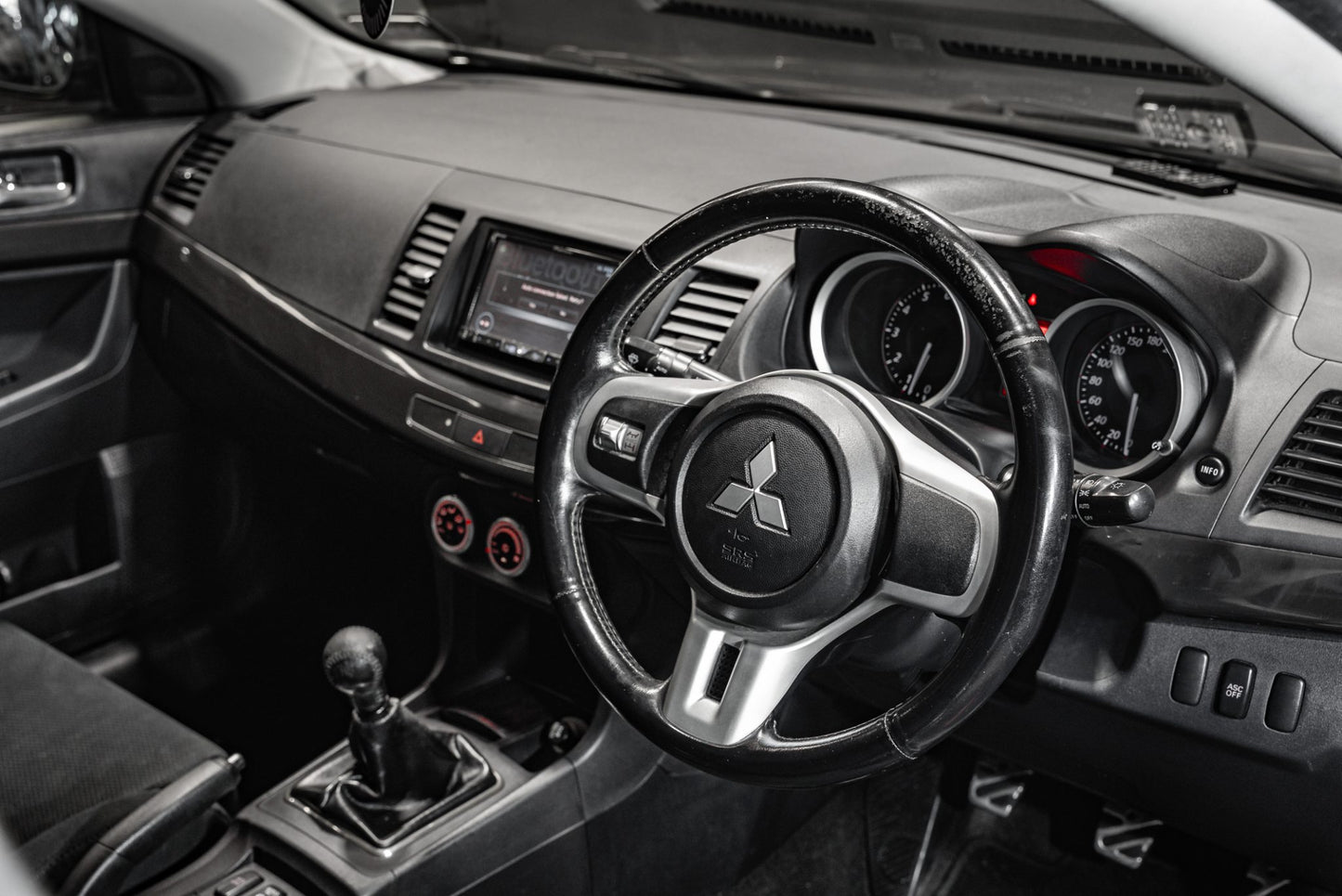 2007 Mitsubishi Lancer EVOLUTION X - 5SP Manual!