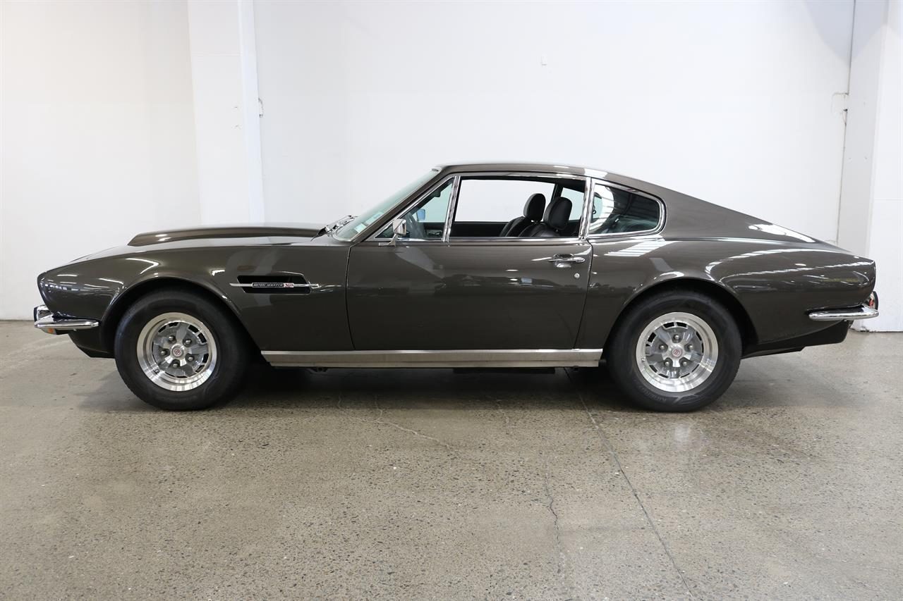 1977 Aston Martin AMV8