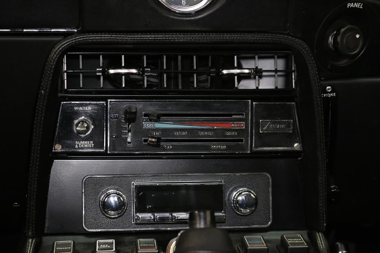 1977 Aston Martin AMV8